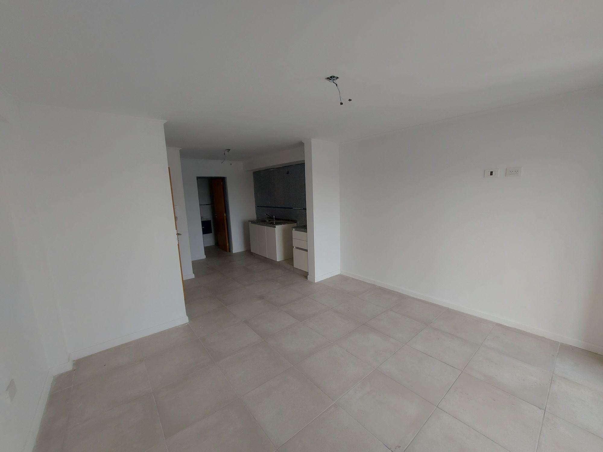 AVDA. URQUIZA 1765 -Sta. Fe-