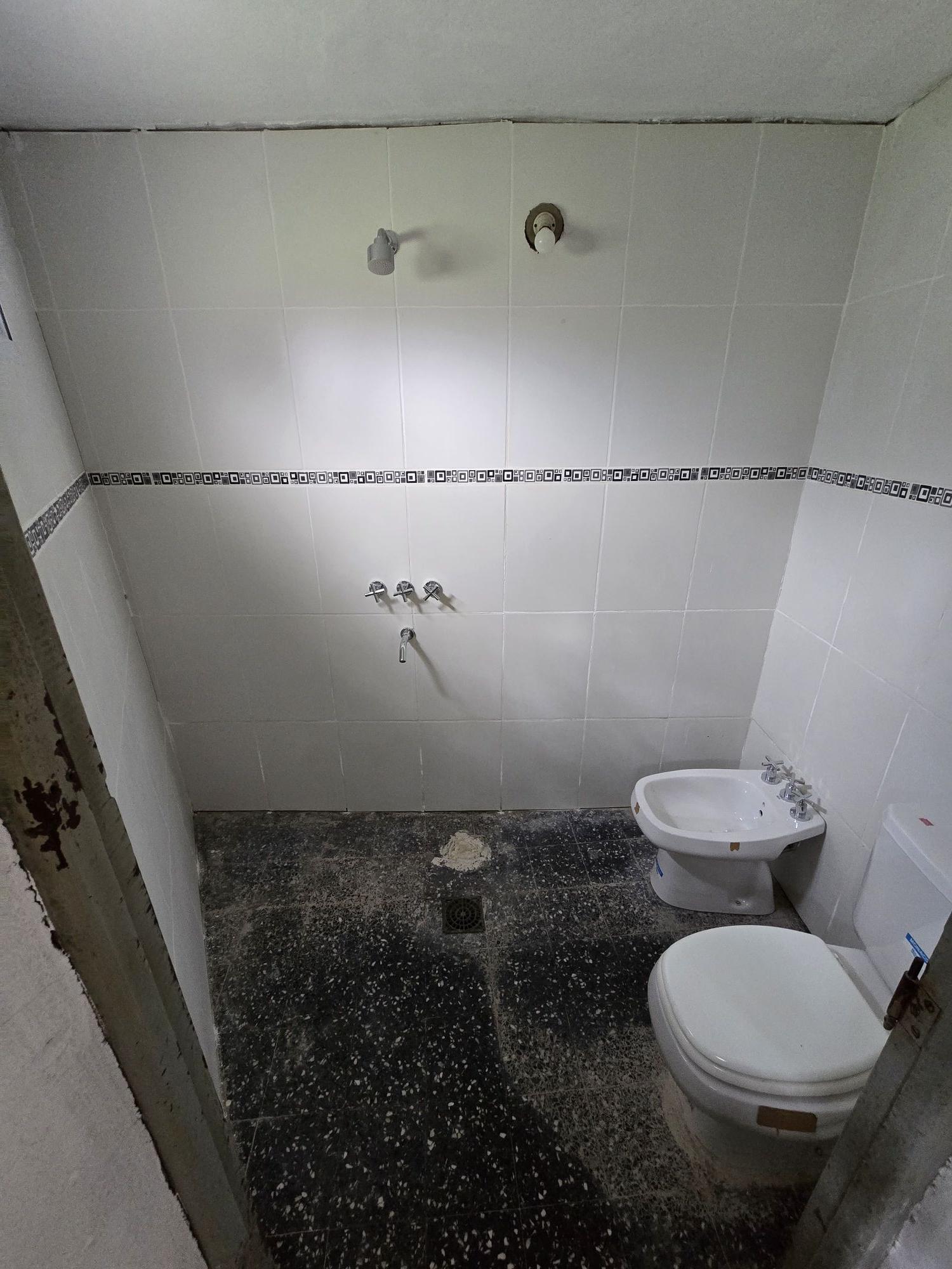 AVDA. LOPEZ Y PLANES 5122 -Sta. Fe-