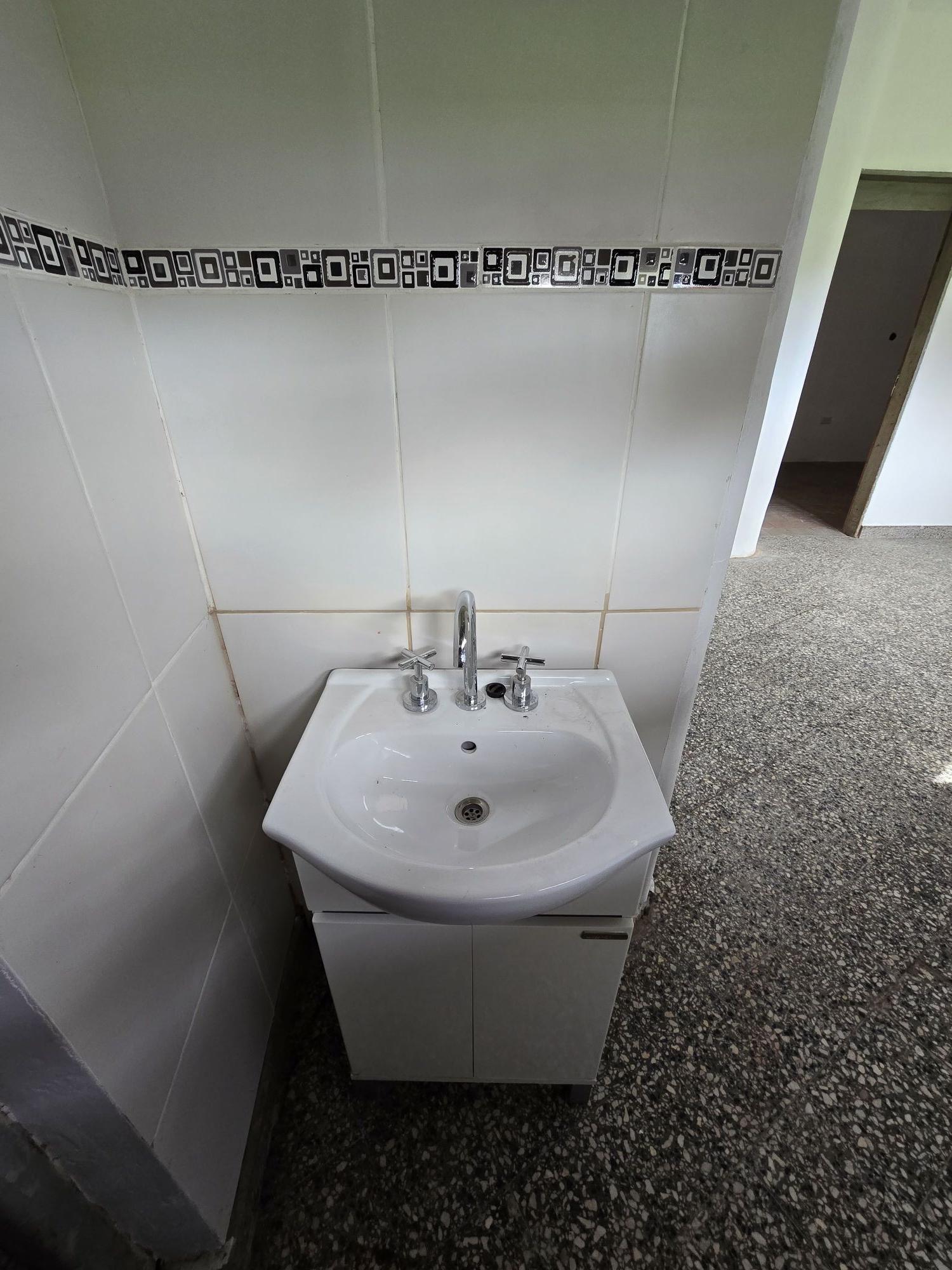 AVDA. LOPEZ Y PLANES 5122 -Sta. Fe-
