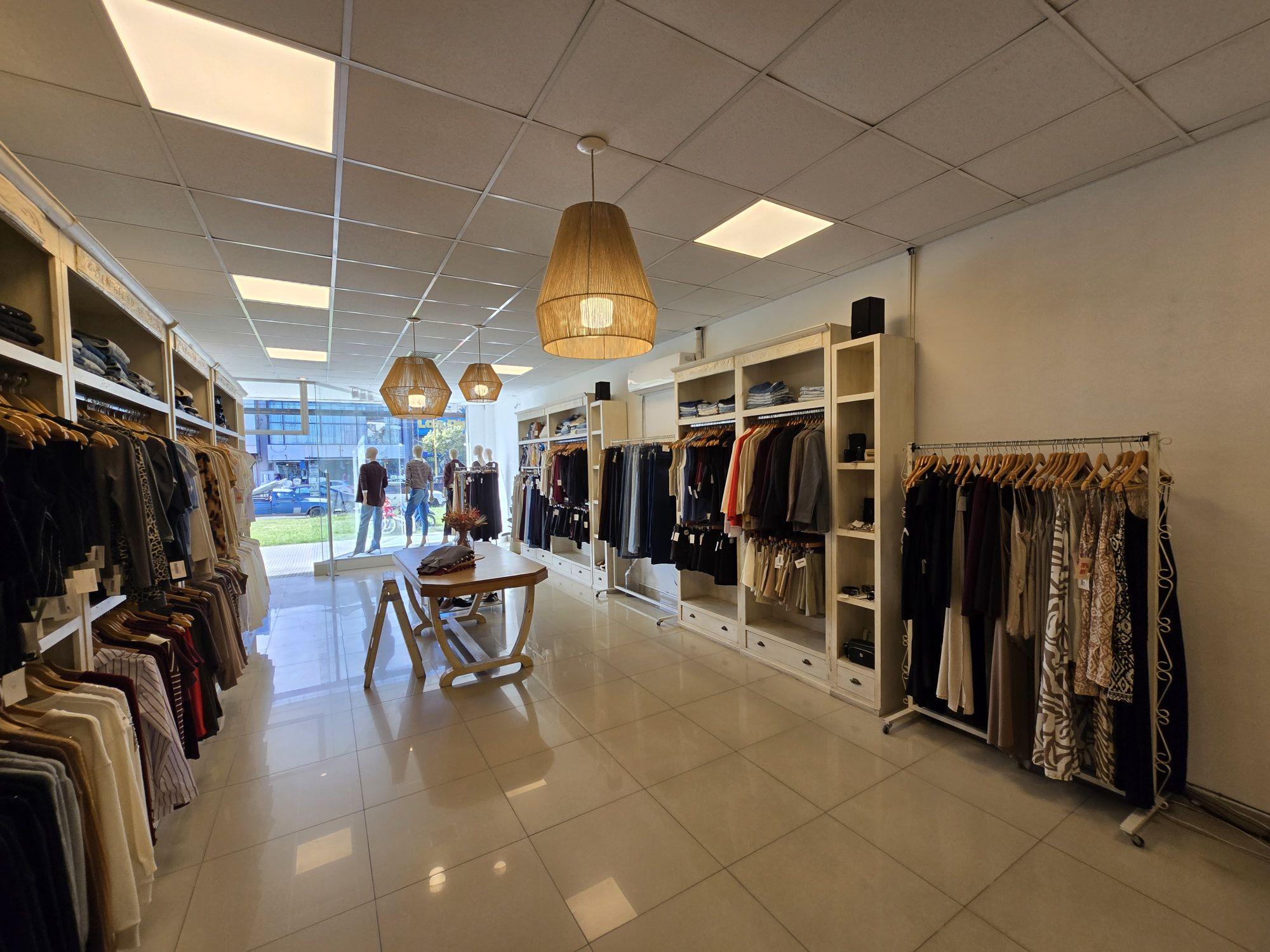 AVDA. ARISTOBULO DEL VALLE 6253 -Sta. Fe-
