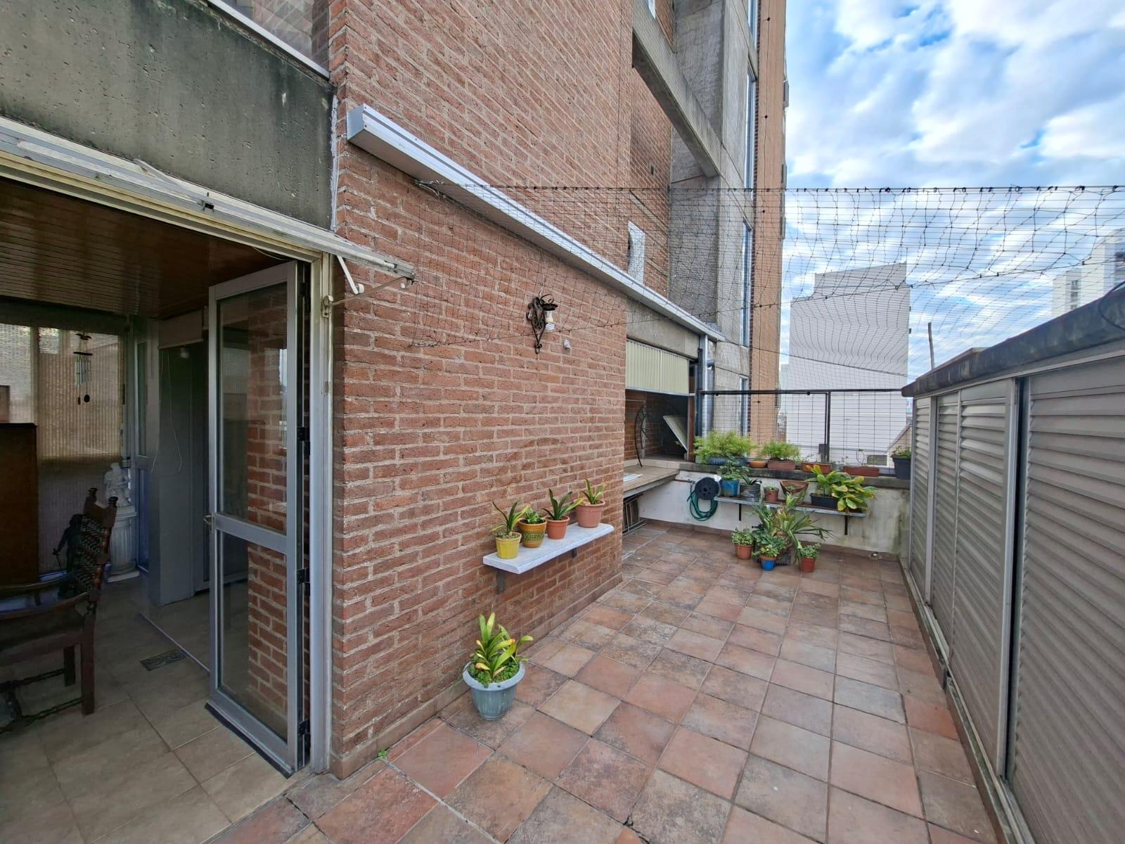 GRAL. LOPEZ ESQ. URQUIZA -Sta. Fe-
