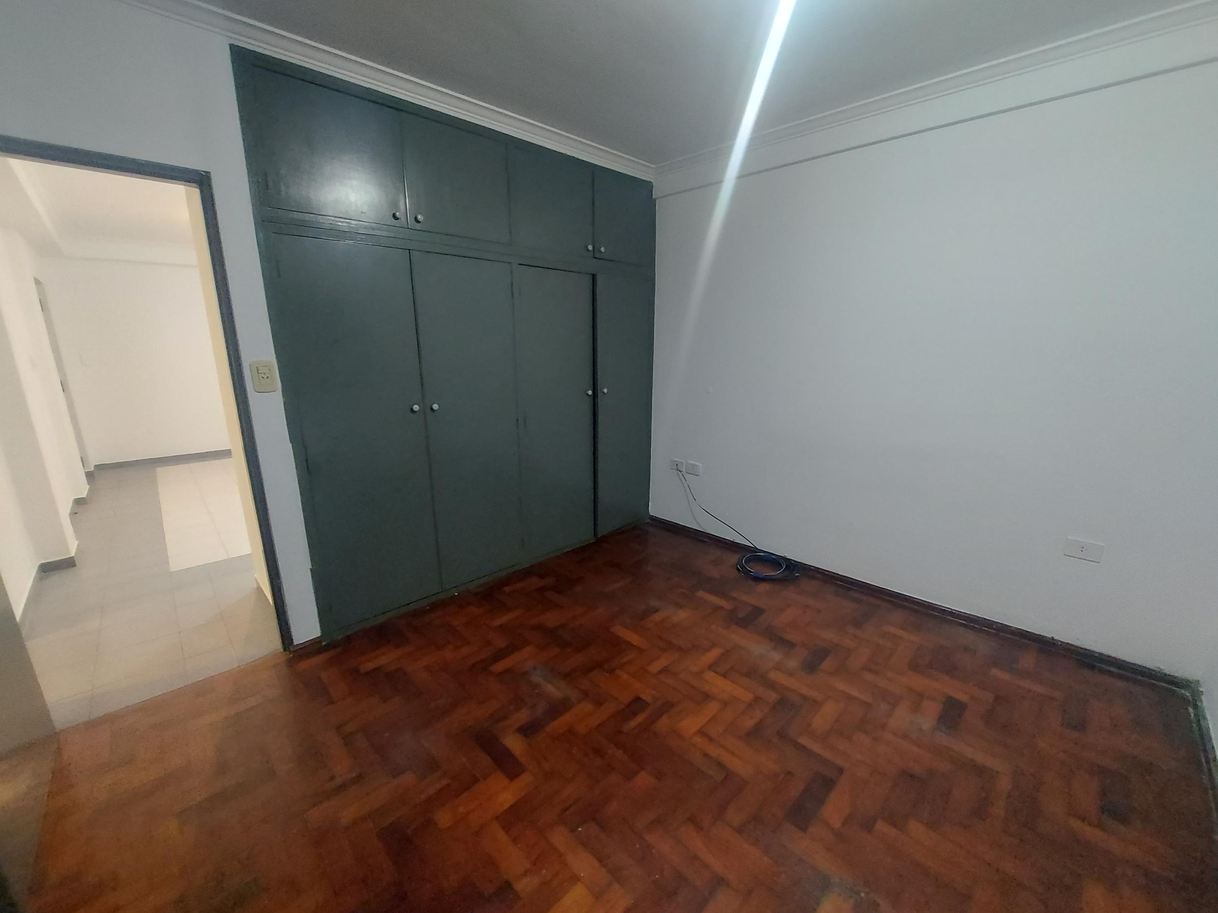 MARIANO COMAS 2687. PISO 1. DPTO C
