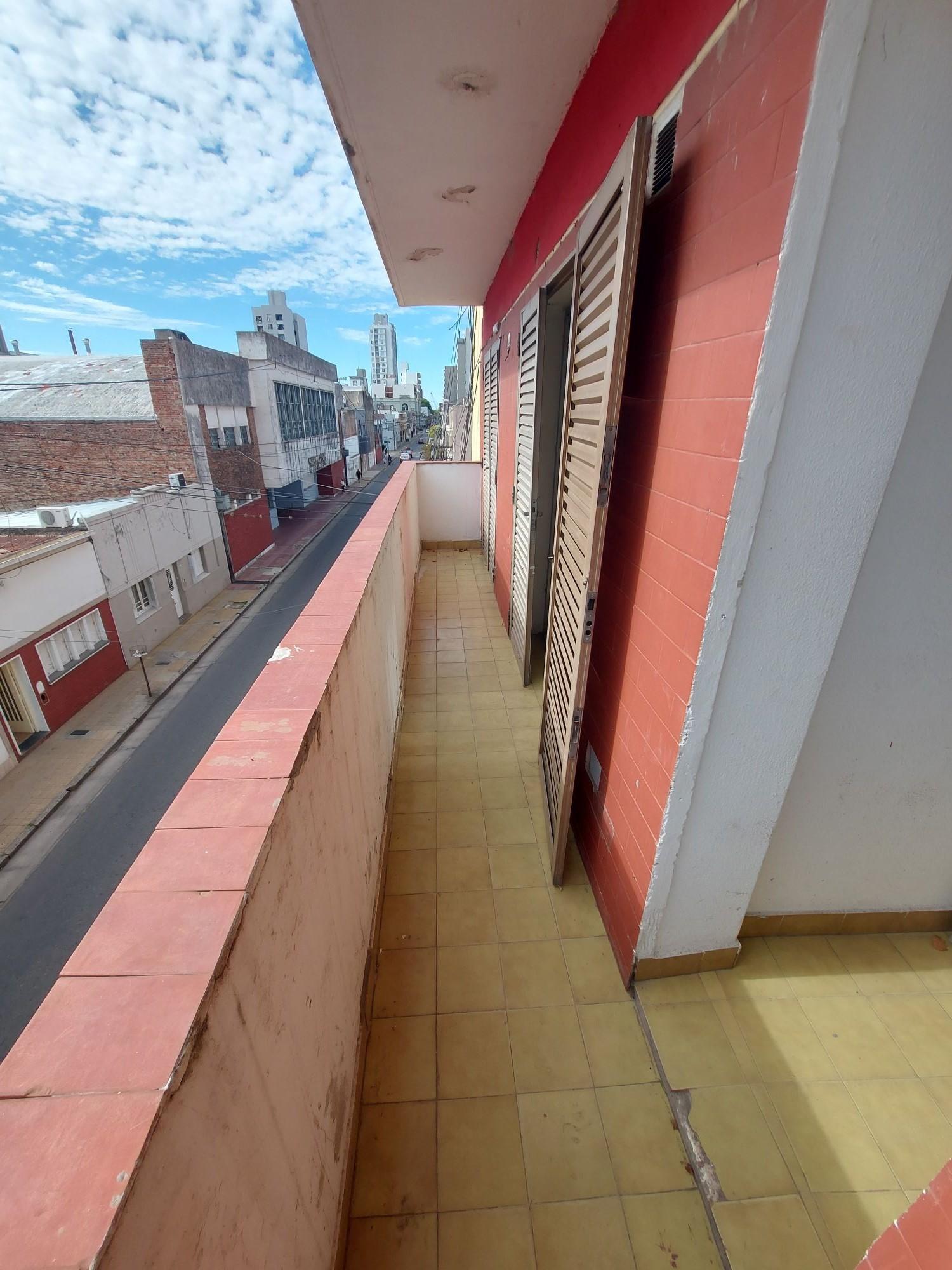 2 Habitaciones,Cocina,Living,Comedor,Baño,